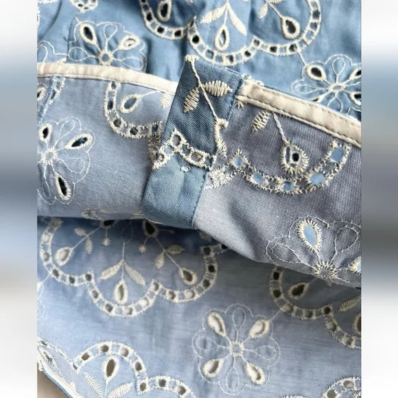 SÉZANE Jordanna Ebroidered Scalloped Button Front Top DenimBlue 34